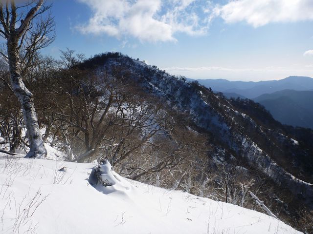 石立山