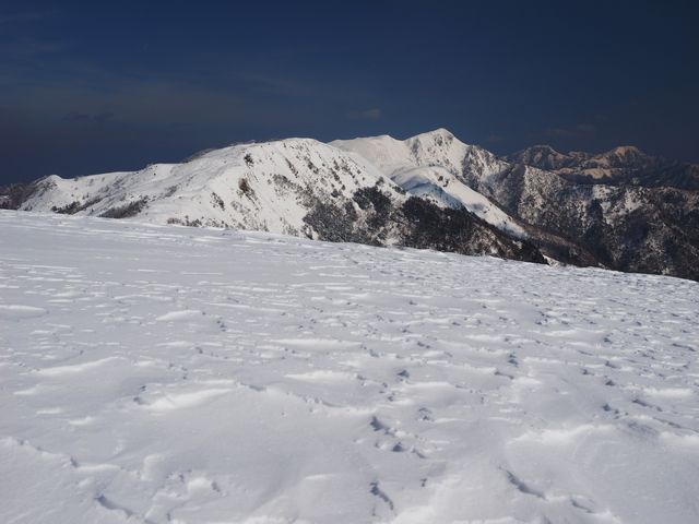 三嶺