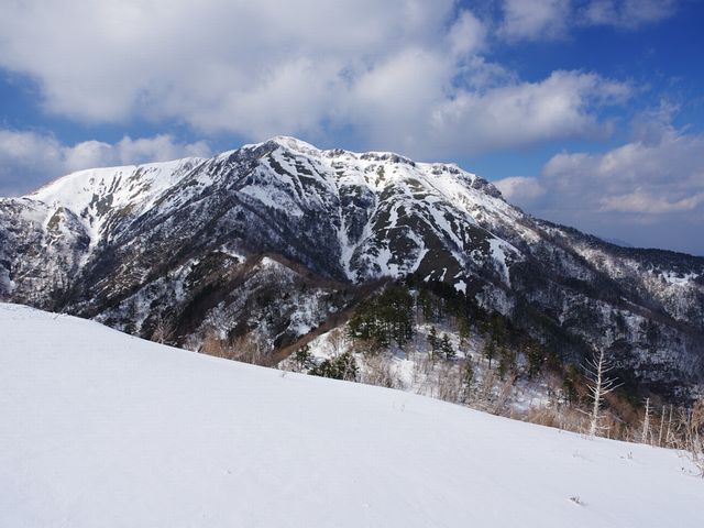 三嶺