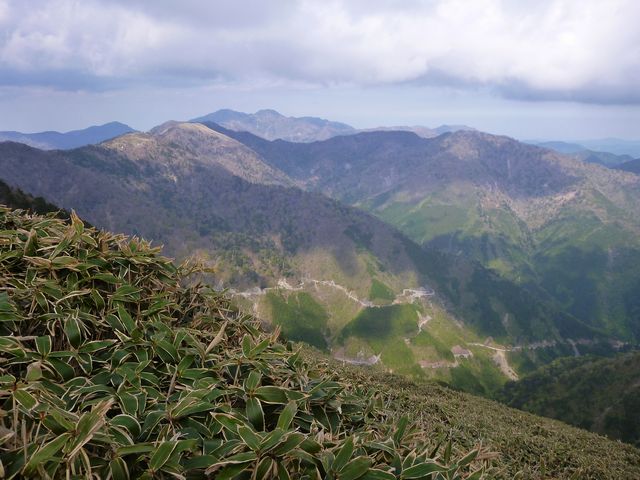 白髪山