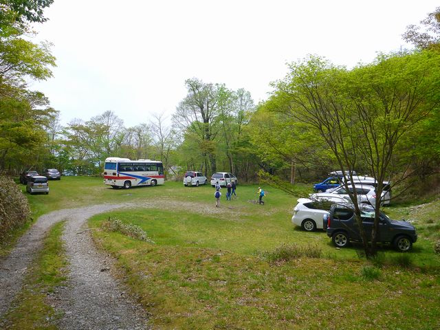 白髪山登山口