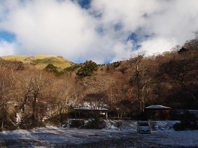 白髪山登山口