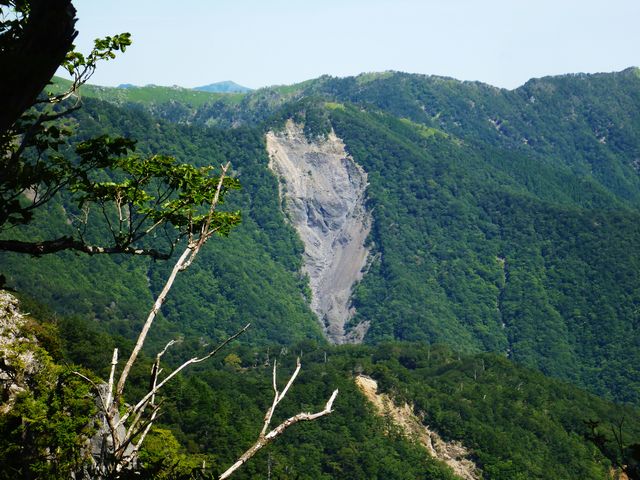 崩壊地