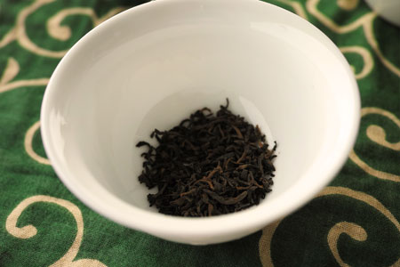 宮廷プーアル熟散茶05年