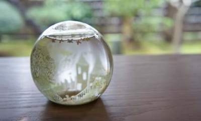 金津沙矢香さんのスノードーム(春の風景) | hagi 金津沙矢香さんのスノードーム(春の風景) | hagi