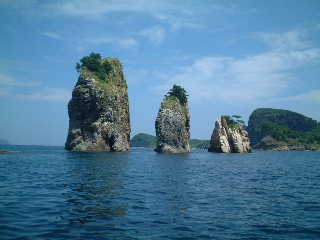 三郎岩
