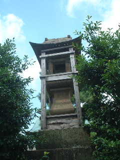 大石灯ろう