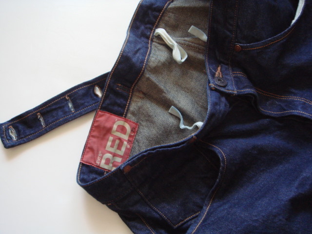 levi's red 1st giant