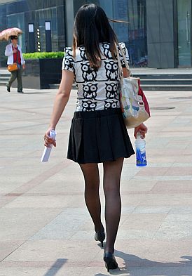 瀋陽の長身の女性