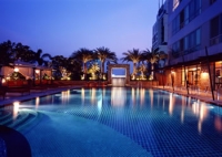 ascott_bangkok_pool