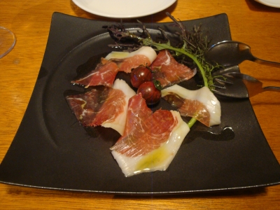 FUJISAWA TABLE