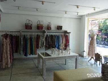 20121010DUNIAクタ店04