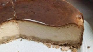 チーズケーキ