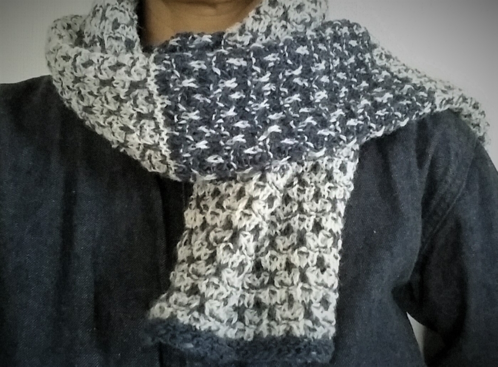 2002TuckStitchScarf.jpg