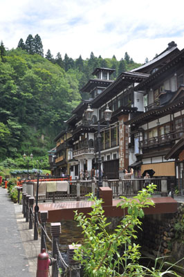 銀山温泉