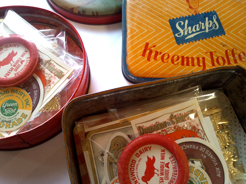 ¥¤¥®¥ê¥¹ Vintage Tin´Ì ¥³¥é¡¼¥¸¥å¥»¥Ã¥È¡ÚDAISY¡Û¥·¥Ö¥ä¤Î±ØÁ° ¤¯¤ê¤¯¤ê̾ʳ¹¢ô2¡¡ÆüËÜÁ´¹ñ ¼ê·Ý²° »¨²ß²° ¥Ï¥ó¥É¥á¥¤¥É¤Î¥¹¥Æ¥¤Ê¤ªÅ¹¥¢¥ó¥Æ¥£¡¼¥¯¡¢¥ô¥£¥ó¥Æ¡¼¥¸¤Î̾Ź¤È½Ð²ñ¤¨¤ë7Æü´Ö