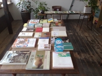 オヨヨ書林 せせらぎ通り店