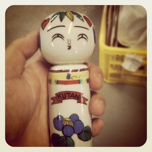KUTANI SEAL こけし