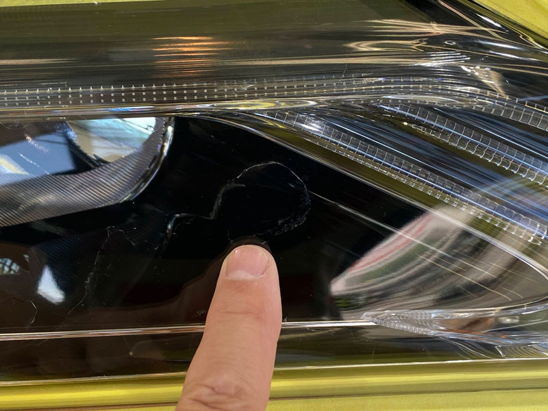 ハリアー　右ヘッドライト　点灯確認済　純正　クリアー剥がれ有り ハリアー ヘッドライトリペア | ホットカンパニーの「お仕事日記」