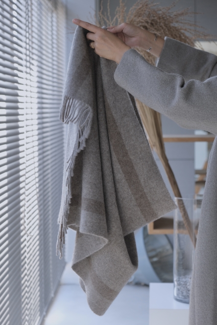 2020f/w:loomer | NIAGARA HOUSE