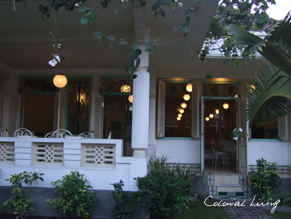 Colonial Livving