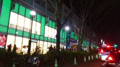 イルミのない表参道2012年