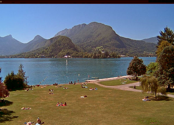 Talloires フランス どこかの国のライブカメラ ライブカメラ 海外 旅行 写真
