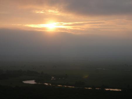 釧路湿原の夕陽