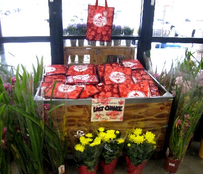 Trader Joe’sで販売するエコバック