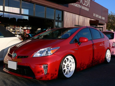 30プリウス 車高調&ホイール変更~♪ | カラコンブログ! 30プリウス 車高調&ホイール変更~♪ | カラコンブログ!