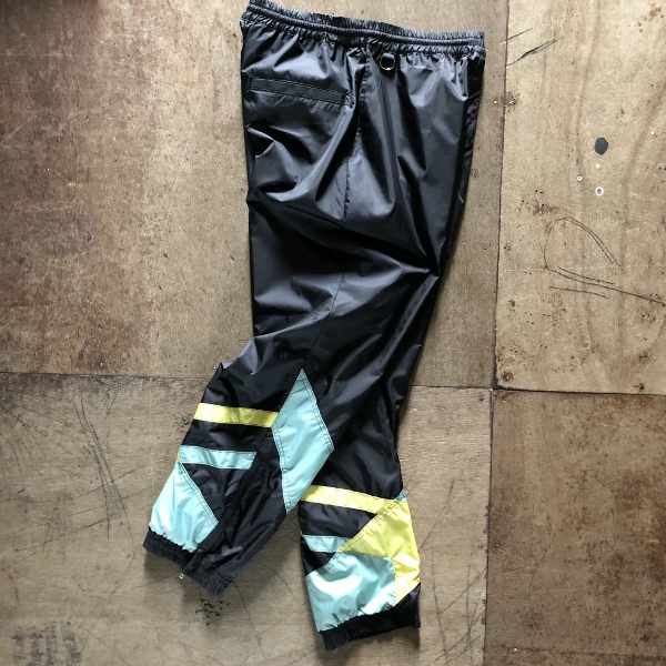 WARM UP pants flagstuff side (600x600).jpg