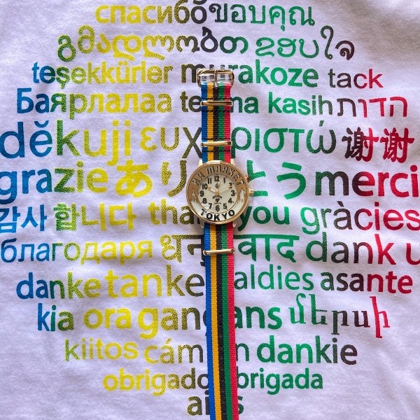 ¥°¥é¥Ç¡¼¥·¥ç¥ó ARIGATO ¥·¥ç¡¼¥È¥¹¥ê¡¼¥ÖT¥·¥ã¥Ä ¸ÞÎØ (600x600).jpg