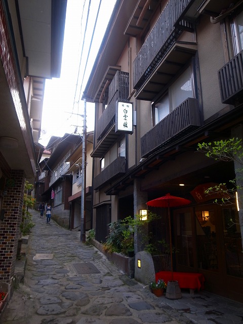 R1171563.jpg