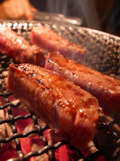 R1208407.jpg