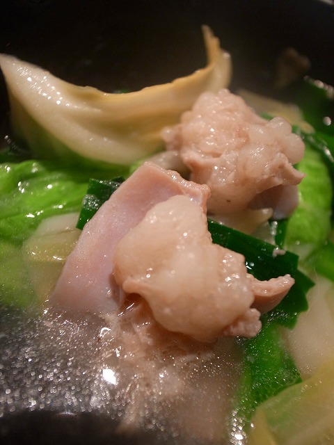 R1208435.jpg