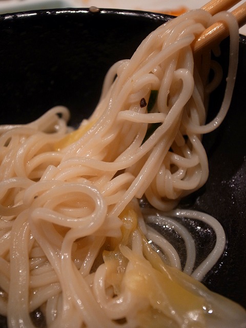 R1208448.jpg