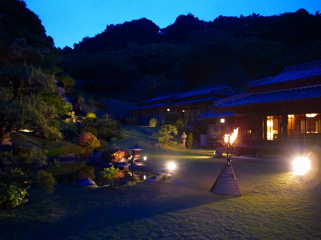 R1230383.jpg