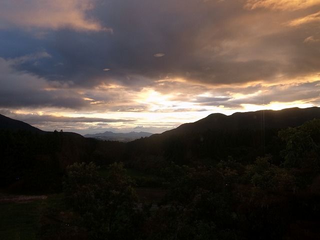 R1248323.jpg