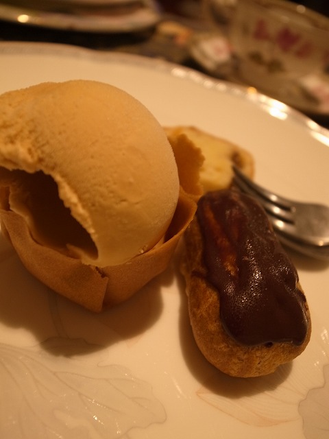 R1269528.jpg