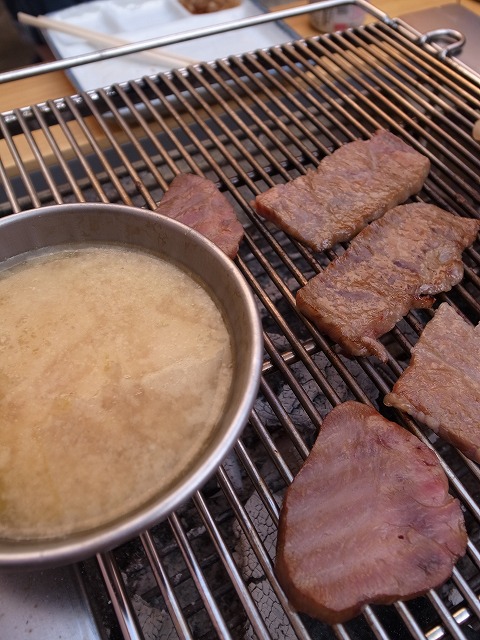 R1289807.jpg