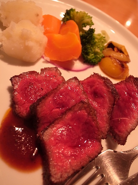 R1301117.jpg