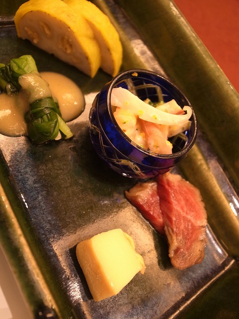 R1301441.jpg