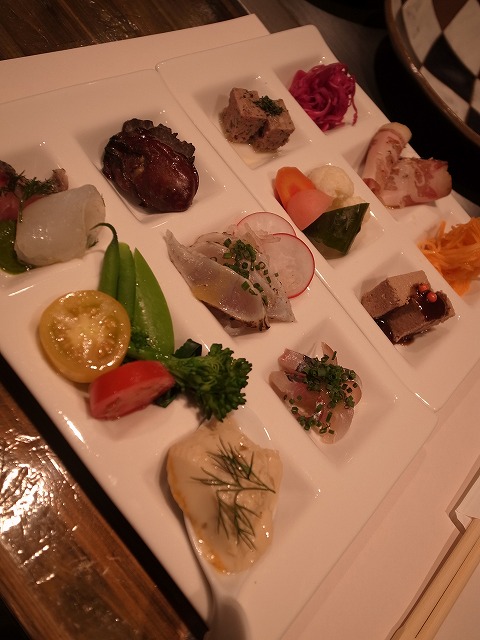 R1301824.jpg