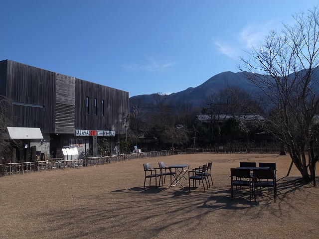 R1302779.jpg
