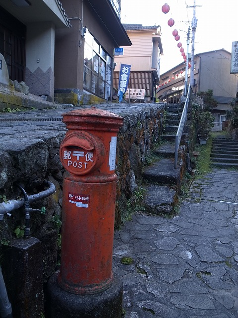 R1302812.jpg
