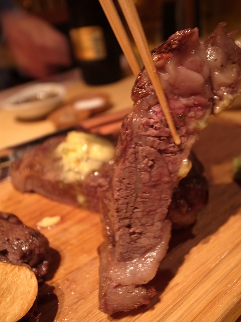 R1303487.jpg