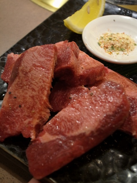 R1305984.jpg