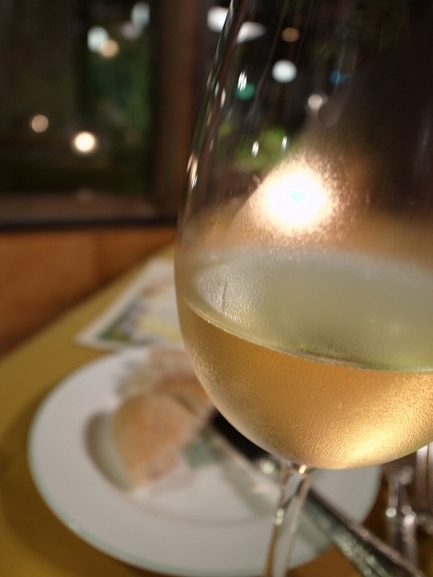 R1300674.jpg