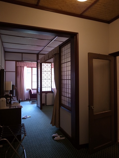 R1300825.jpg