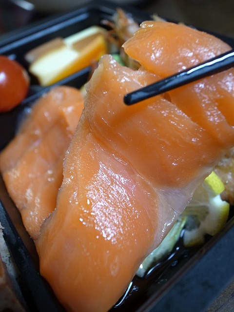 R1323234.jpg
